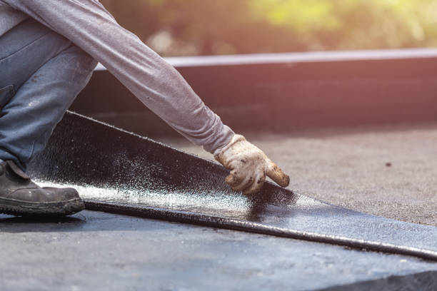 Professional Crawl Space Encapsulation technician working in Uniontown, AL